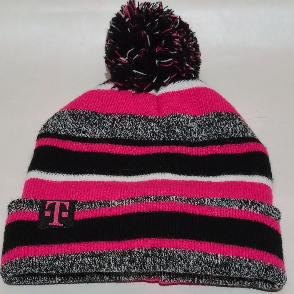T HAT - Picture 13 of 13